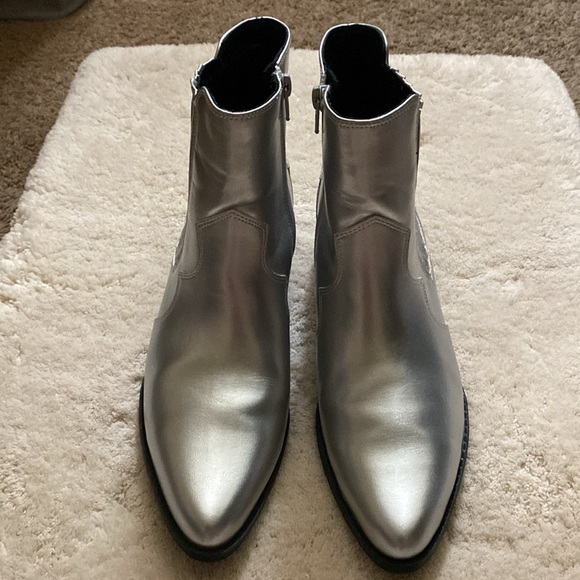 Silver booties - Picture 3 of 5